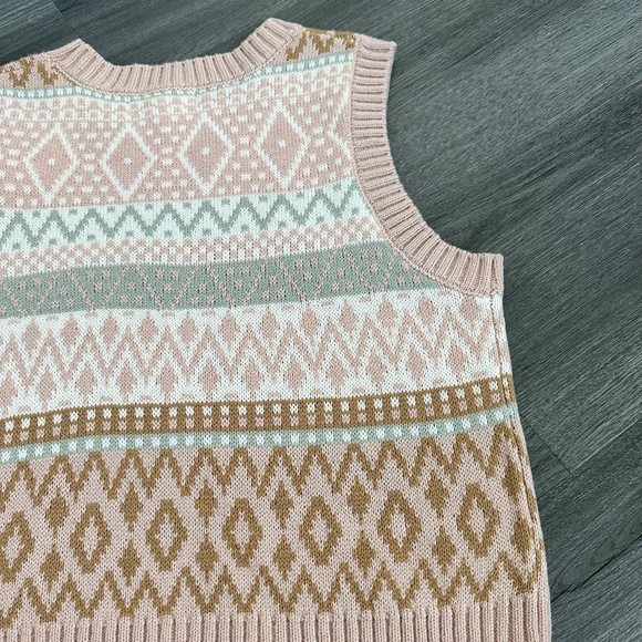 Hazel Moon Sweater Vest Knit Top Pink - Picture 4 of 10